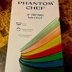 Brand new in box Blue Phantom 8 in fry pan